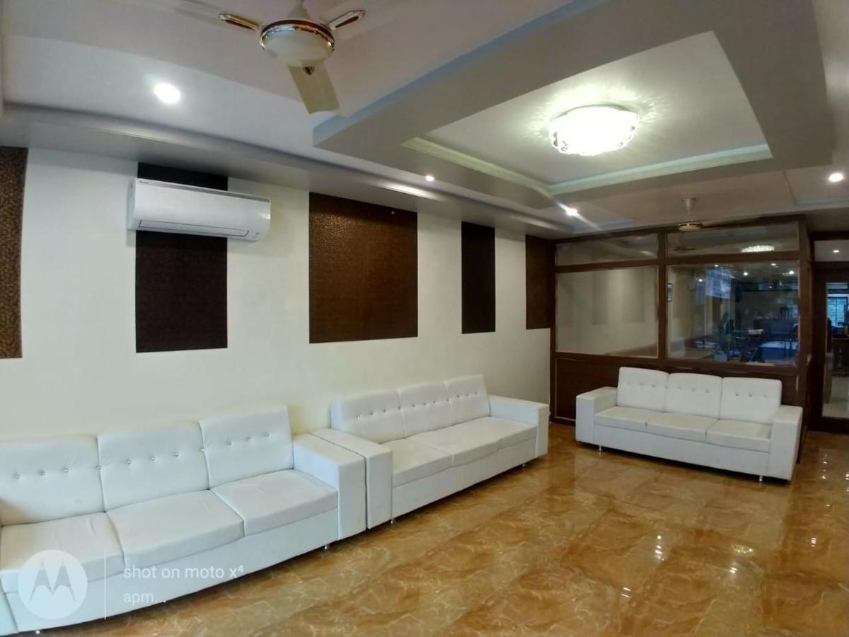 Hotel Oasis Park Udaipur