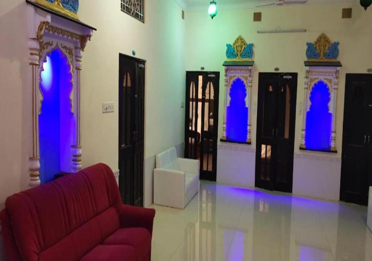 Collection O Sandal Hotel 3*